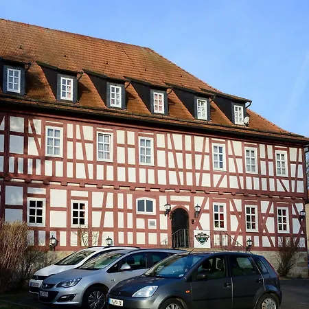 Burg Edelhof 4* Grossliebringen